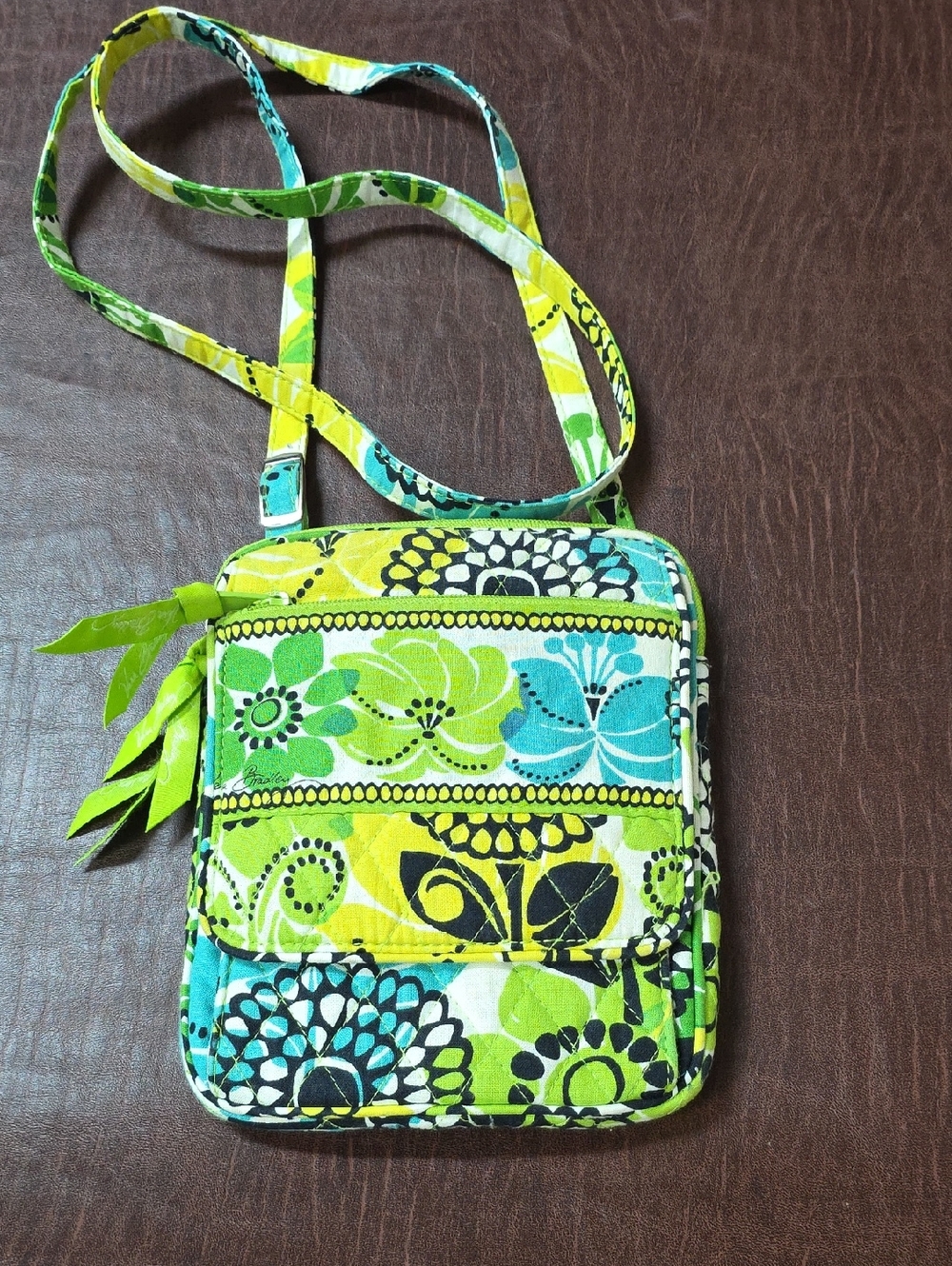 Green Floral Crossbody Bag Vera Bradley Quilted Fabric Shoulder Purse All In One